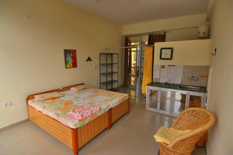 Devi Music Ashram Bed & Breakfast ริชิเคช ภายนอก รูปภาพ