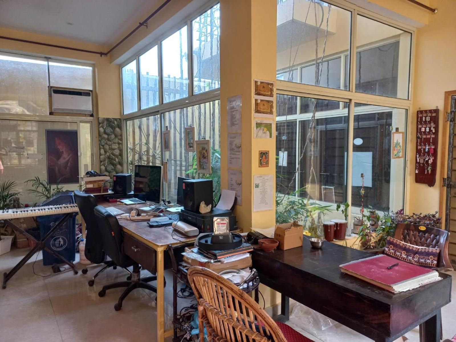 Devi Music Ashram Bed & Breakfast ริชิเคช ภายนอก รูปภาพ